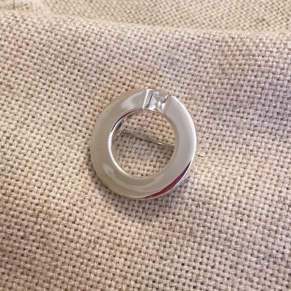 Silver Circle Pin Square Cut Glass Rhinestone - Picture 6 of 11